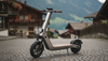 Ich suche einen E-Roller mit modernem Look und vielen Funktionen.